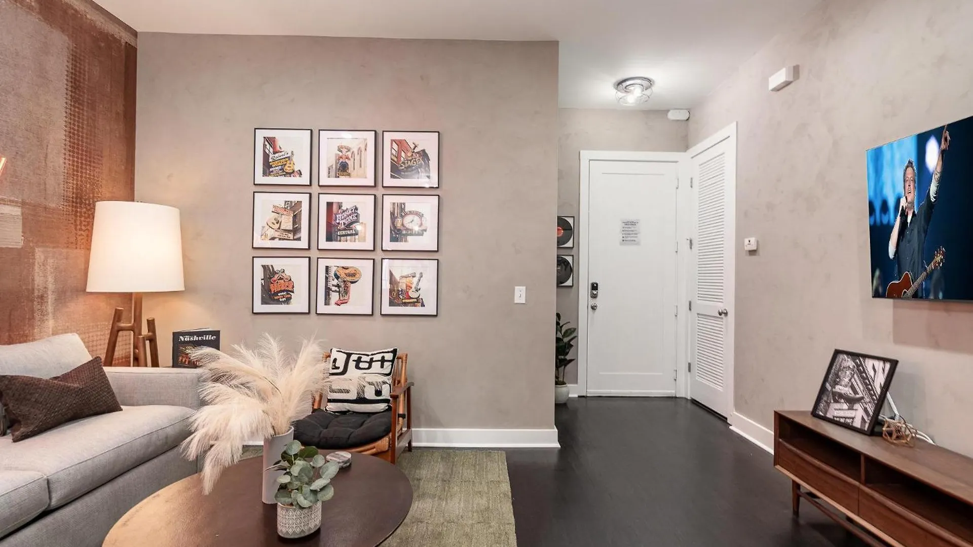 Vila Lofts At 30Th - Country Heart - 6 Mins To Broadway Nashville